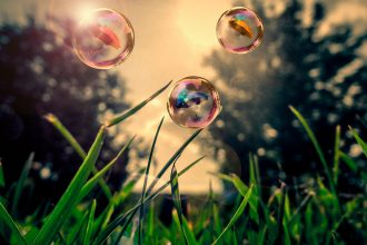 viata-ca-un-bubble