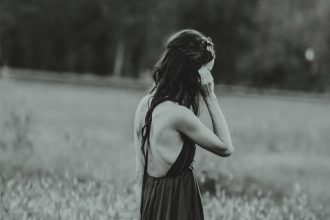 rochie-de-zi-spate-gol